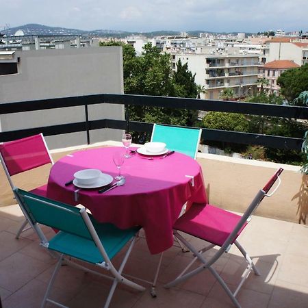 Le Montana Lägenhet Juan-les-Pins Exteriör bild